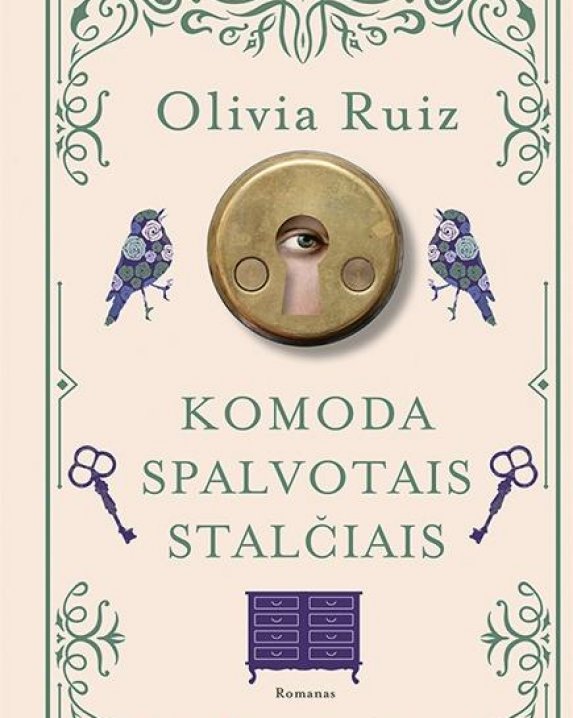 Komoda spalvotais stalčiais